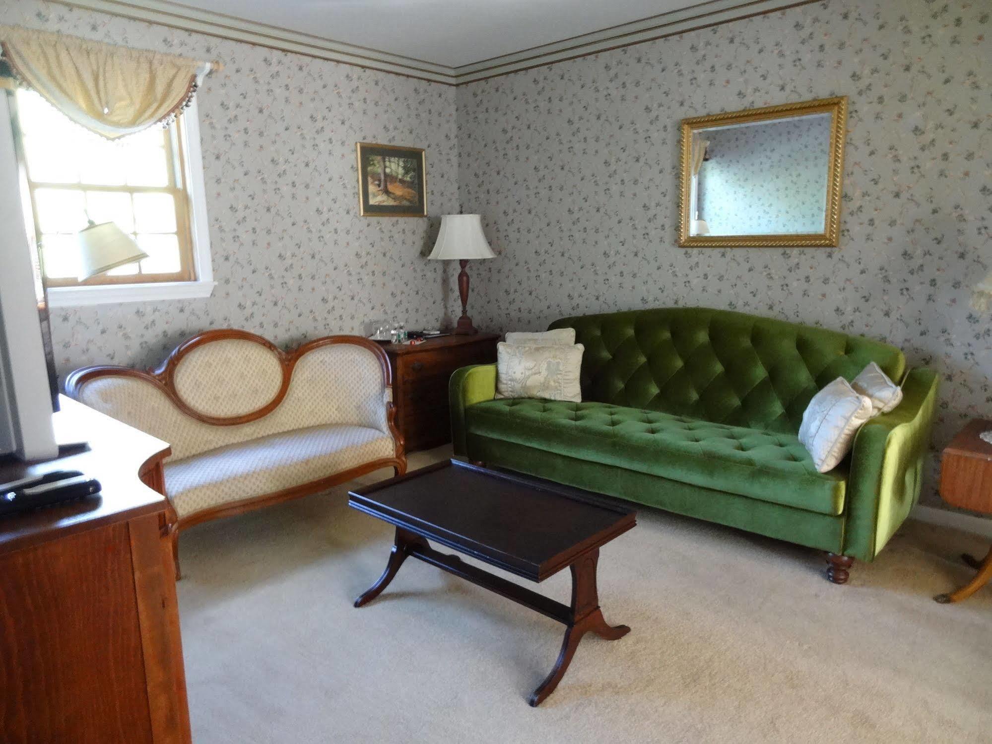 Williston Village 3*